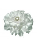 Pince crocodile coiffure de mariage fleur en froufrou de satin blanc