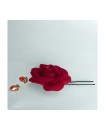 1 grande fleur de camélia de velours rouge en épingles à chignon