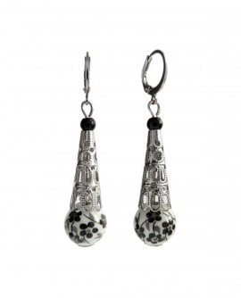 boucles d'oreilles gouttes porcelaine blanche a fleurs