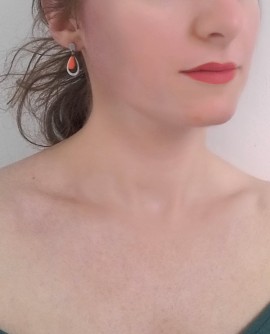 Boucles d'oreilles petite goutte orange