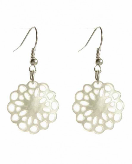 Boucles d'oreilles fleur nacre blanche mariage mariée bohème