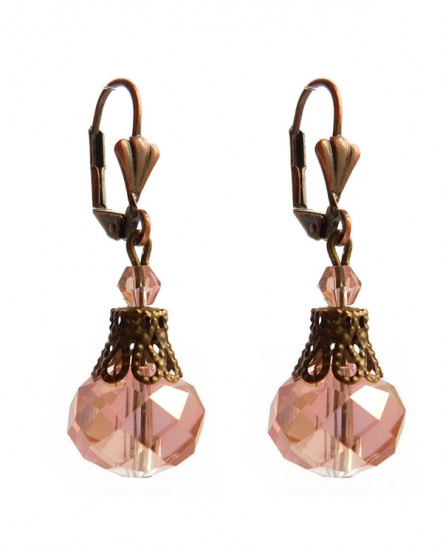 boucles d'oreilles rose classiques en forme de gouttes