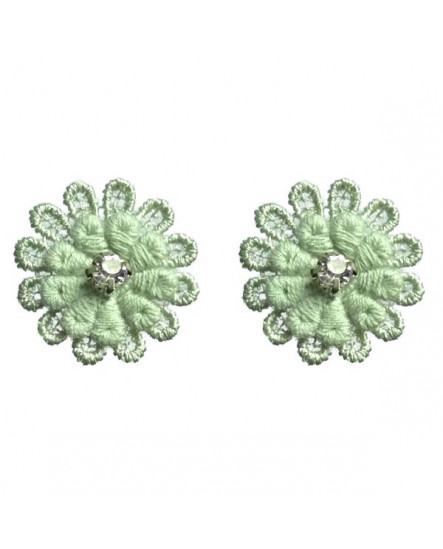 boucles d'oreilles puces fleurs blanches et strass