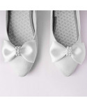 clips à chaussures noeud papillon blanc avec des perles nacrées