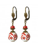boucles d'oreilles en porcelaine à fleurs rouge