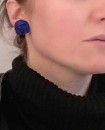 boucles d'oreilles : fleur de satin bleu roi - puces ou clip