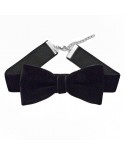 Collier ras de cou velours noir avec un gros noeud papillon