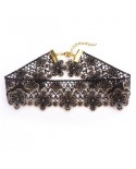 Collier délicat dentelle florale noire et doré - ras de cou femme style rétro