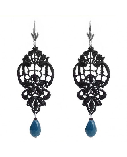 Boucles d'oreilles en dentelle noire, avec des fleurs et des gouttes noires