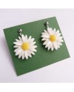 boucles d'oreilles petites pâquerette-blanches et jaune