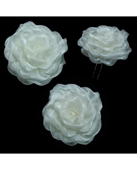 2 épingles - grandes fleurs en organza blanc